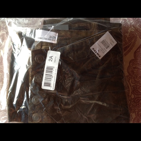 NWT RSQ Manhattan High Rise Corduroy Pants Size 31 - Picture 6 of 8